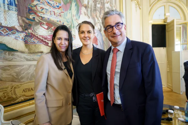 web_2026_05_07_MOM_Ministre_Participants_14.JPG